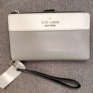 Kate Spade Two-Tone Wristlet in Gray and Cream
